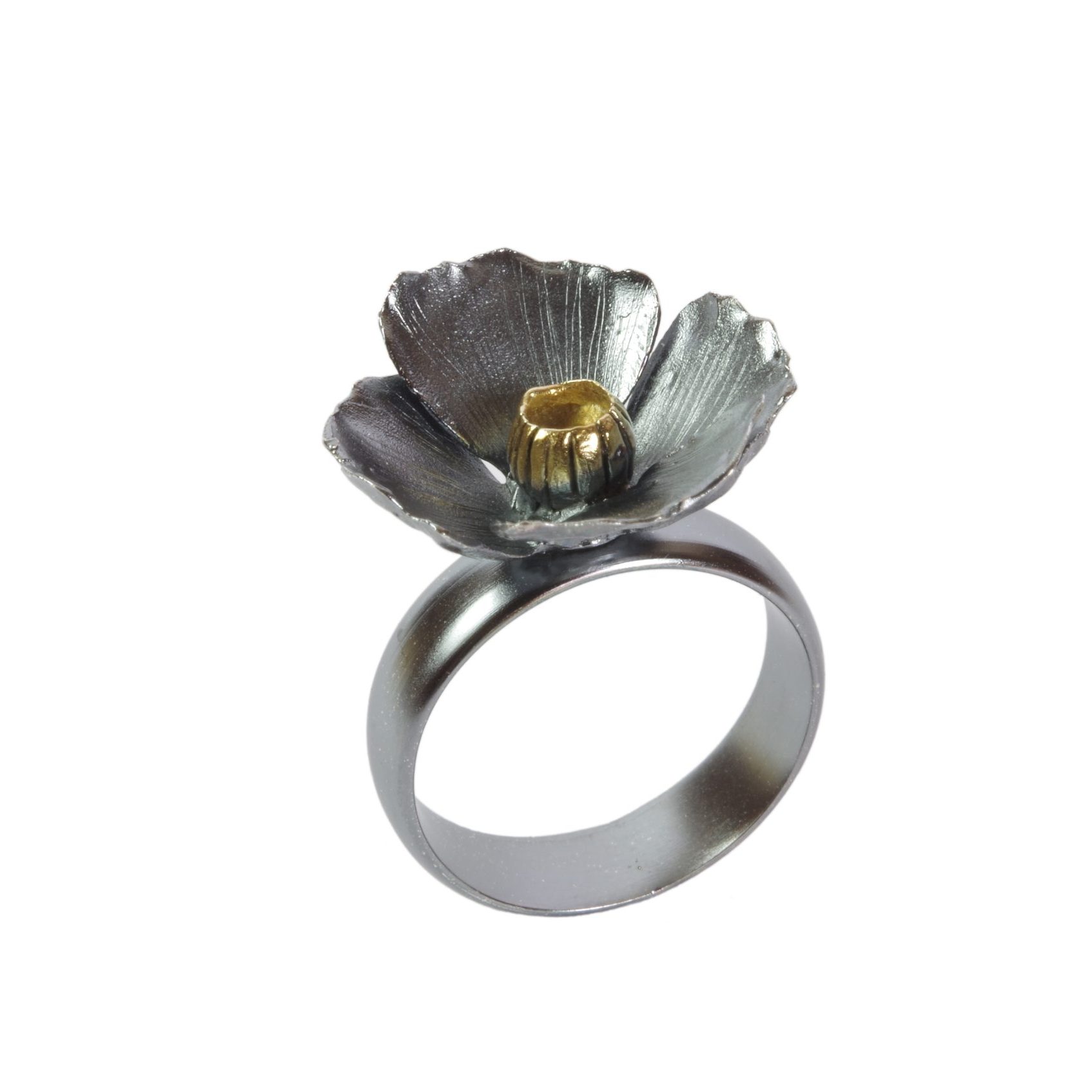 Small_Poppy_Ring_Black
